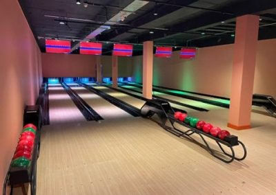 Modern bowling entertainment facility completed at Bar10 Irvine